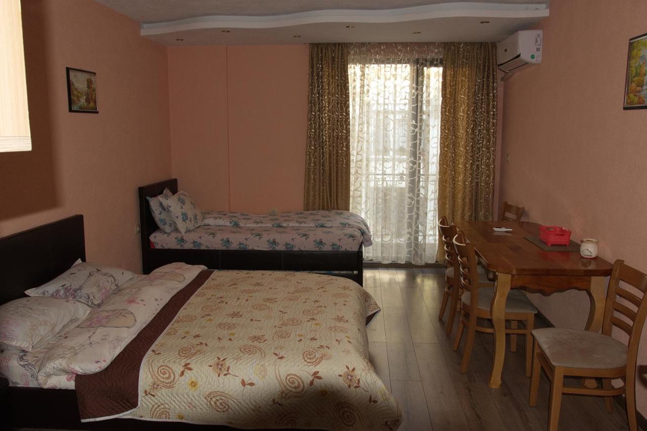Studio Manushev Sandanski Luaran gambar