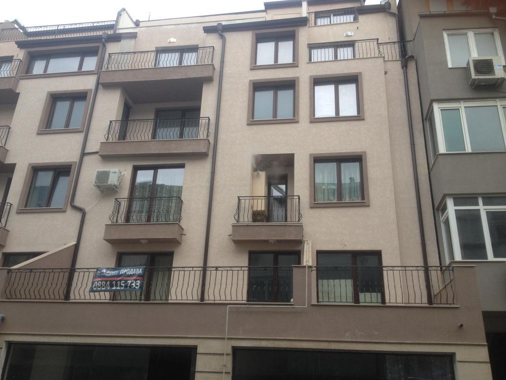 Studio Manushev Sandanski Luaran gambar