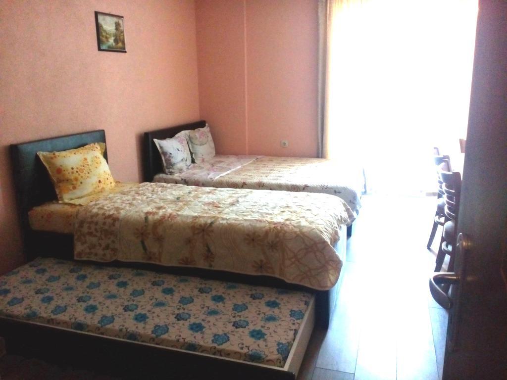 Studio Manushev Sandanski Luaran gambar